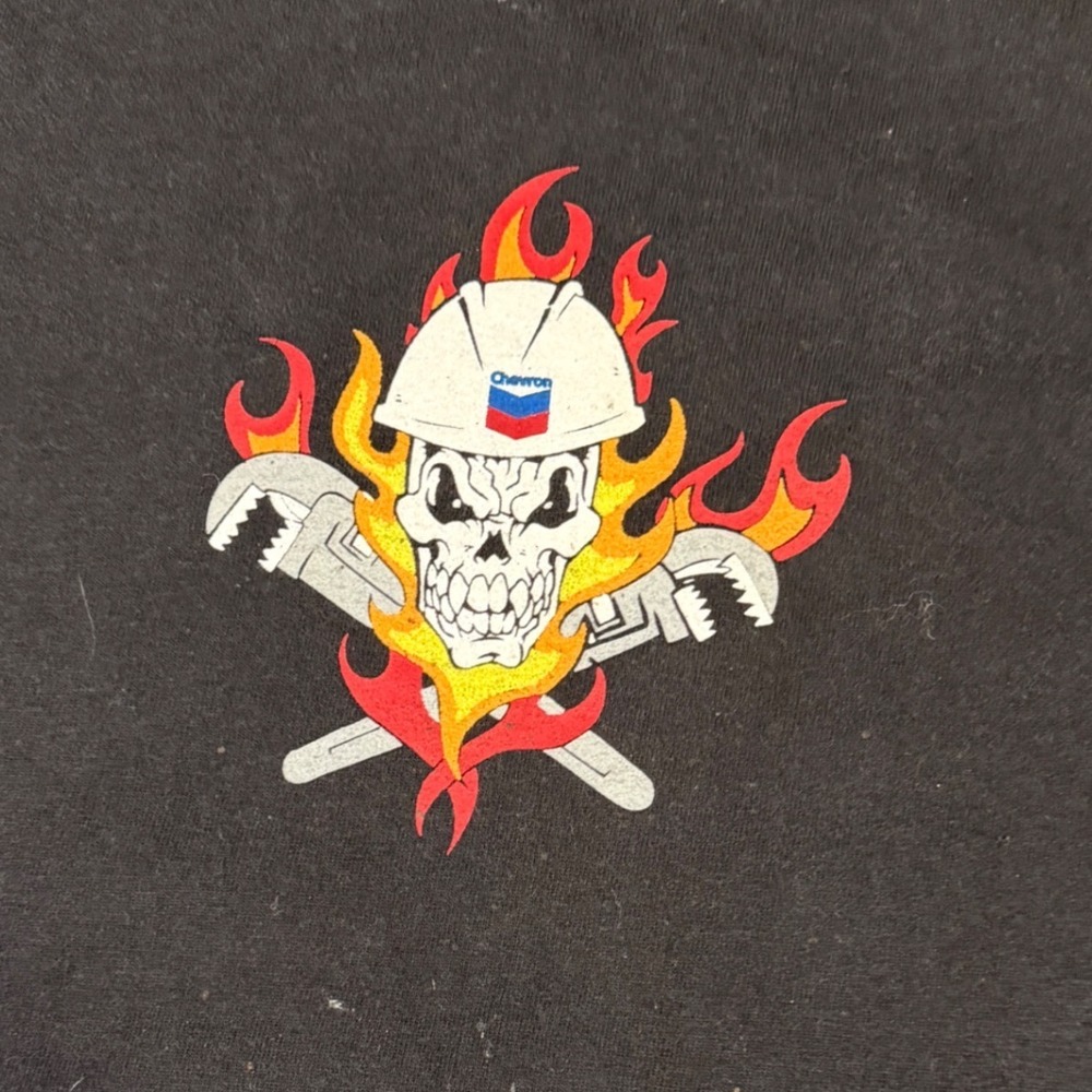 Center hit T-Shirt Mens XL Black Good Chevron 2008 Shutdown Skull Graphic - Picture 4 of 10